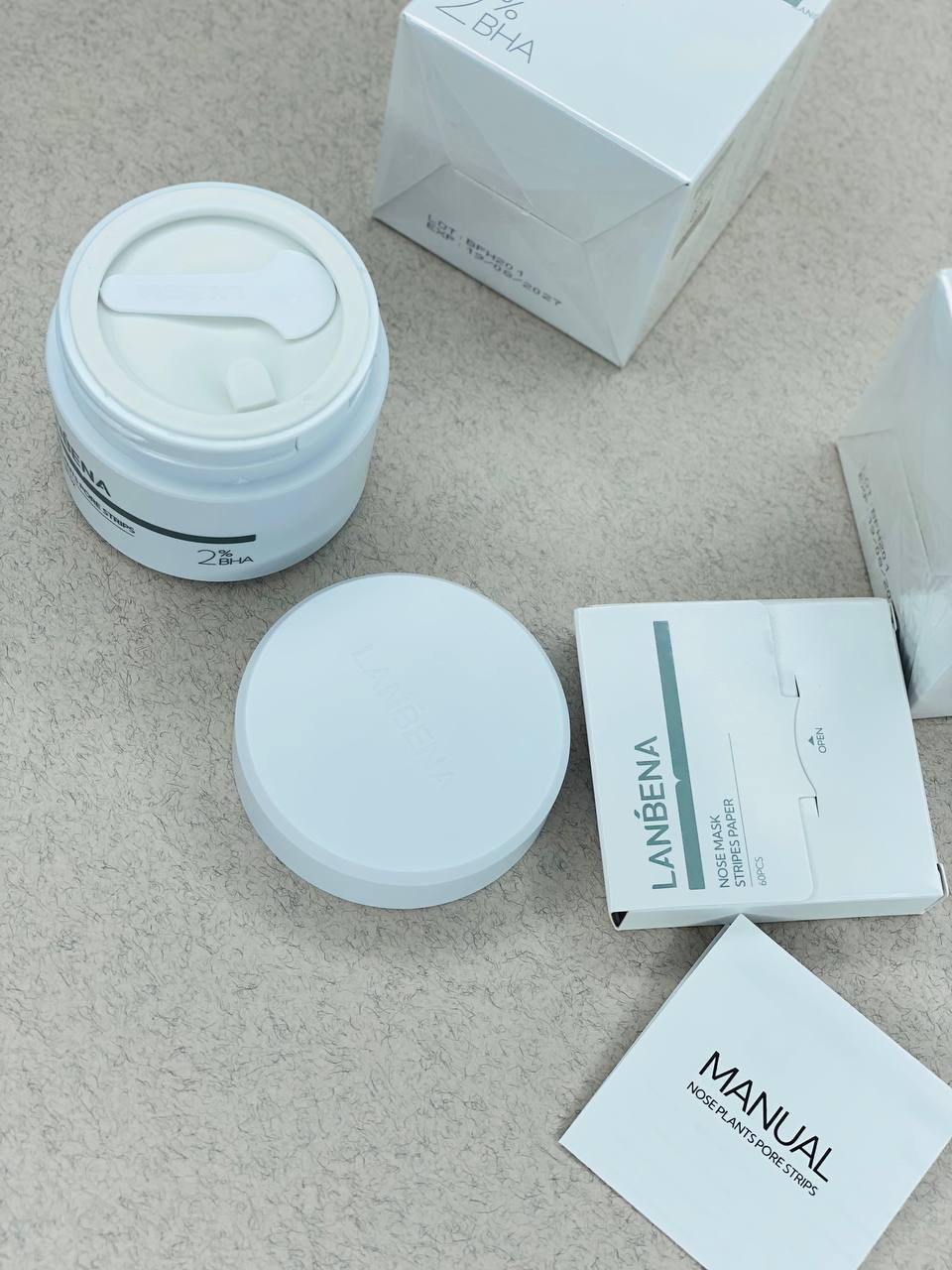 چسب ضد جوش سر سیاه بینی لانبنا مدل 2% BHA