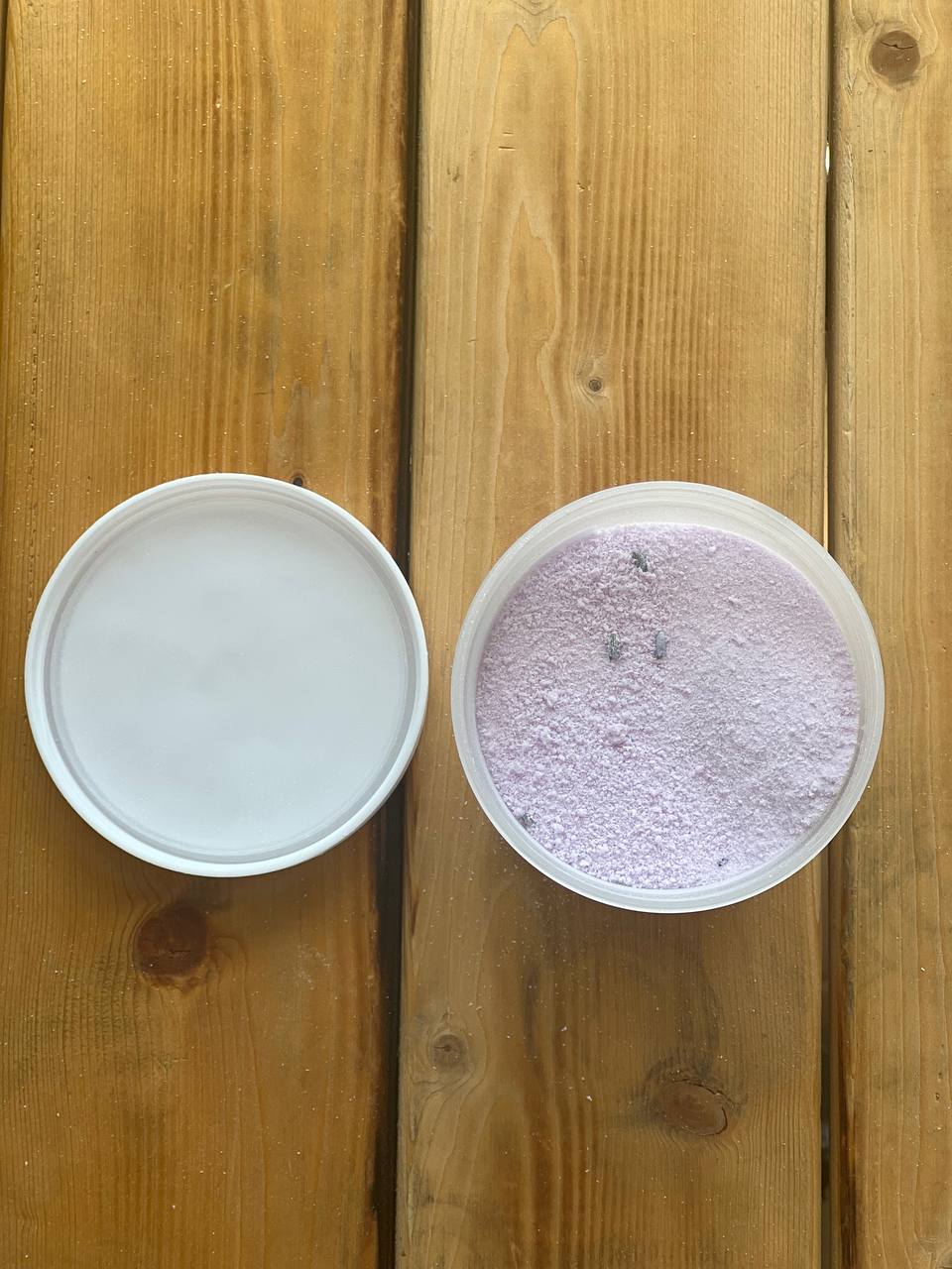 ماسک هیدروژلی لوندر ( اسطوخودوس ) دکتر مینایر 100 گرم ماسک هیدروژلی لوندر ( اسطوخودوس ) دکتر مینایر 100 گرم